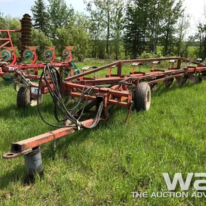 KVERNELAND 8 BOTTOM PLOW