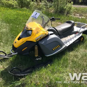 SKI-DOO TUNDRA 300 SNOWMOBILE