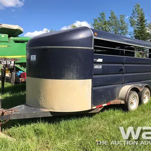 2000 GOERTZEN STOCK TRAILER