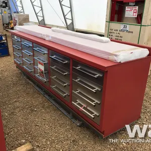 10 FT. 20 DRAWER HEAVY DUTY METAL WORK BENCH