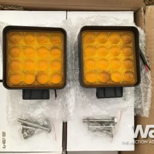 (24) SQUARE LED LIGHTS