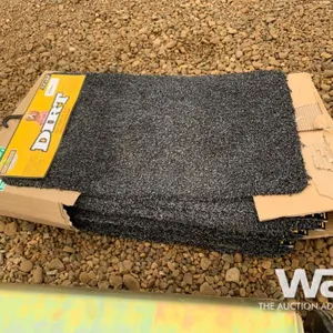 (20) 17.5" X 29.5" DIRT ABSORBENT RUGS