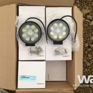 (24) ROUND LED LIGHTS