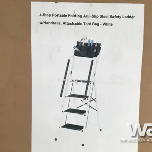 4 STEP SAFETY LADDER