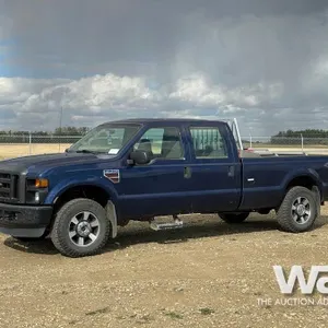 2008 FORD F250 XL SUPER DUTY CREW CAB PICKUP