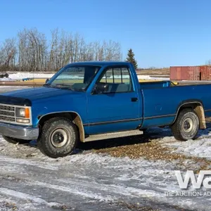 1991 CHEVROLET 2500 GMT-400 PICKUP