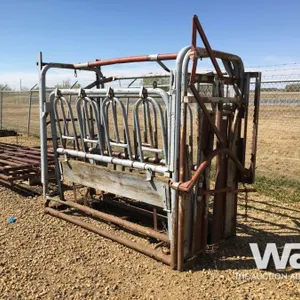 CATTLE SQUEEZE