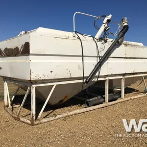 19.5 FT. FERTILIZER DRILL FILL TANK