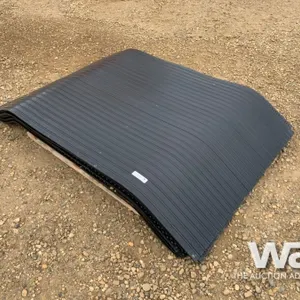 (10) 4 X 6 FT. RUBBER MATS