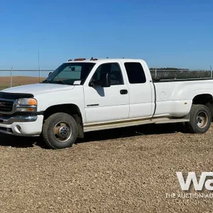 2006 GMC 3500 E-CAB PICKUP