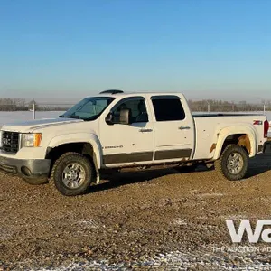 2007 GMC SIERRA 2500 CREW CAB PICKUP