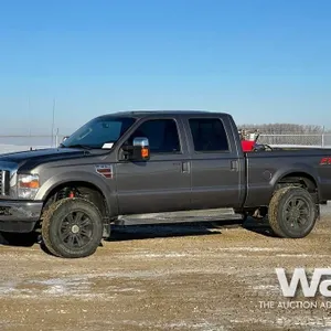 2010 FORD F350 LARIAT CREW CAB PICKUP