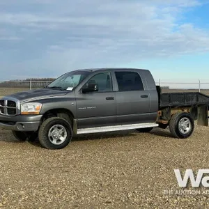 2006 DODGE RAM 3500 MEGA CAB FLATBED TRUCK