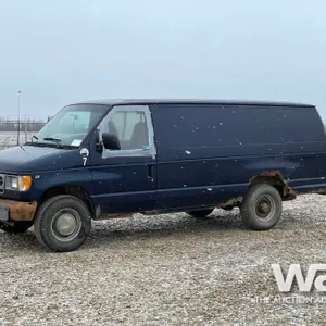 2001 FORD E350 CARGO VAN
