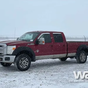 2015 FORD F350 LARIAT CREW CAB PICKUP