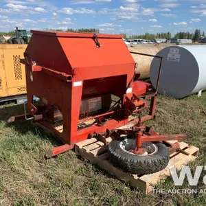 VALMAR 240 GRANULAR APPLICATOR