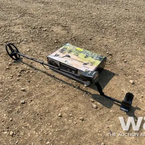GARRETT GOLD METAL DETECTOR