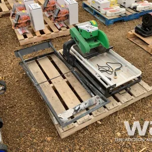 SUPERIOR 10" TILE SAW & STAND