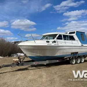 1979 Bayliner 3250 Excounter Boat