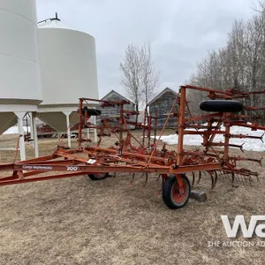 Co-op 200 Vibrashank Cultivator