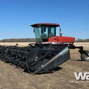 2005 MACDON HARVEST PRO 8152I 30 FT. SWATHER