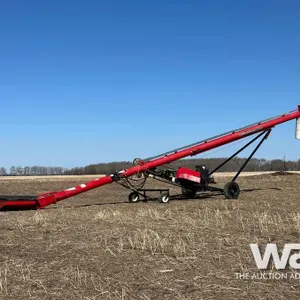 WHEATHEART BH 1041 SELF PROPELLED GRAIN AUGER