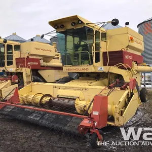 NEW HOLLAND TR70 COMBINE