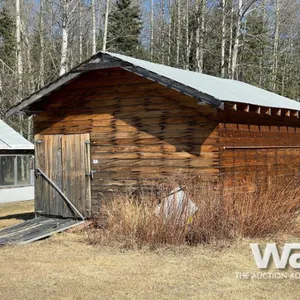 16 X 22 FT. WOOD SHED ON SKIDS