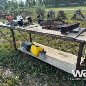 WORK BENCH W/ GRINDER, VISE