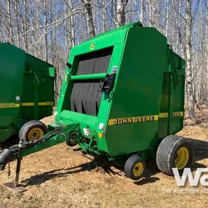 1997 JOHN DEERE 566 ROUND BALER