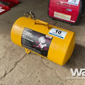 PERFORMANCE TOOL 11 GALLON PORTABLE AIR TANK
