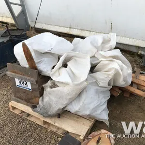 TRAPPING SUPPLIES