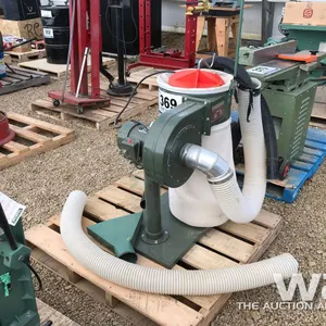 DUST COLLECTOR