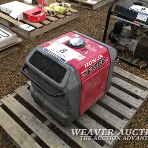 HONDA 3000 WATT GENERATOR