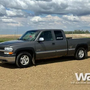 2001 CHEVROLET 1500 SILVERADO E-CAB PICKUP
