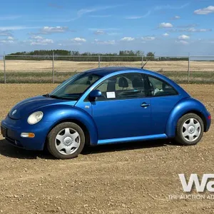 2000 VOLKSWAGEN NEW BEETLE HATCHBACK CAR