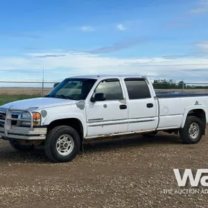 2006 GMC SIERRA 2500HD CREW CAB PICKUP