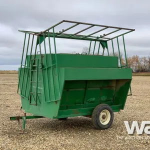 REAL INDUSTRIES 250 BUSHEL SELF-FEEDER