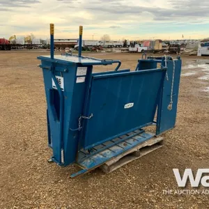 UFA CALF TIPPING TABLE