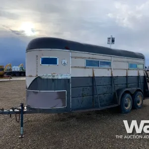 1979 ROAD RUNNER T/A STOCK TRAILER