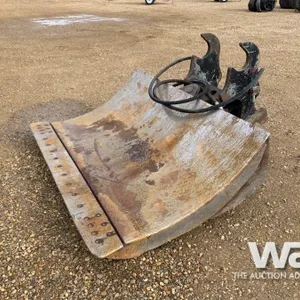 WBM 300 SERIES 84" CHUCK BLADE