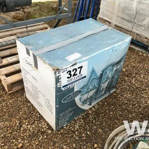 DELUXE 3 HEAD STREET LIGHT