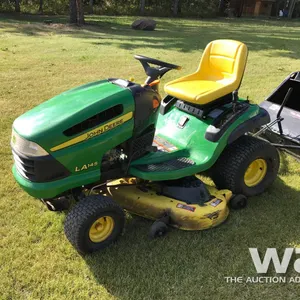 JOHN DEERE LA145 LAWN MOWER