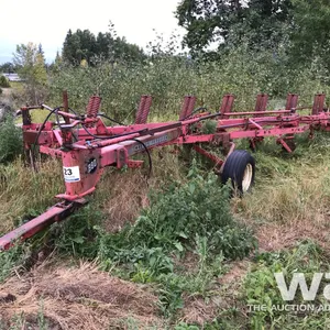 MF 880 7 X 16" PLOW