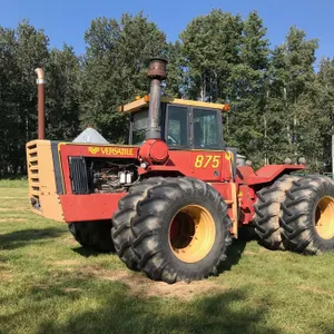 1981 VERSATILE 875 4WD TRACTOR