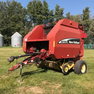 2004 NEW HOLLAND  BR780 ROUND BALER