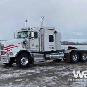 2012 Kenworth T800 Tri Drive Sleeper Truck Tractor