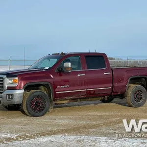 2015 GMC Sierra Crew Cab Pickup