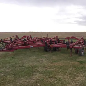 CASE 5600 27 FT. D/T CULTIVATOR