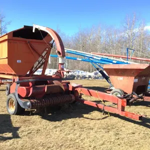 IHC 881  FORAGE HARVESTER